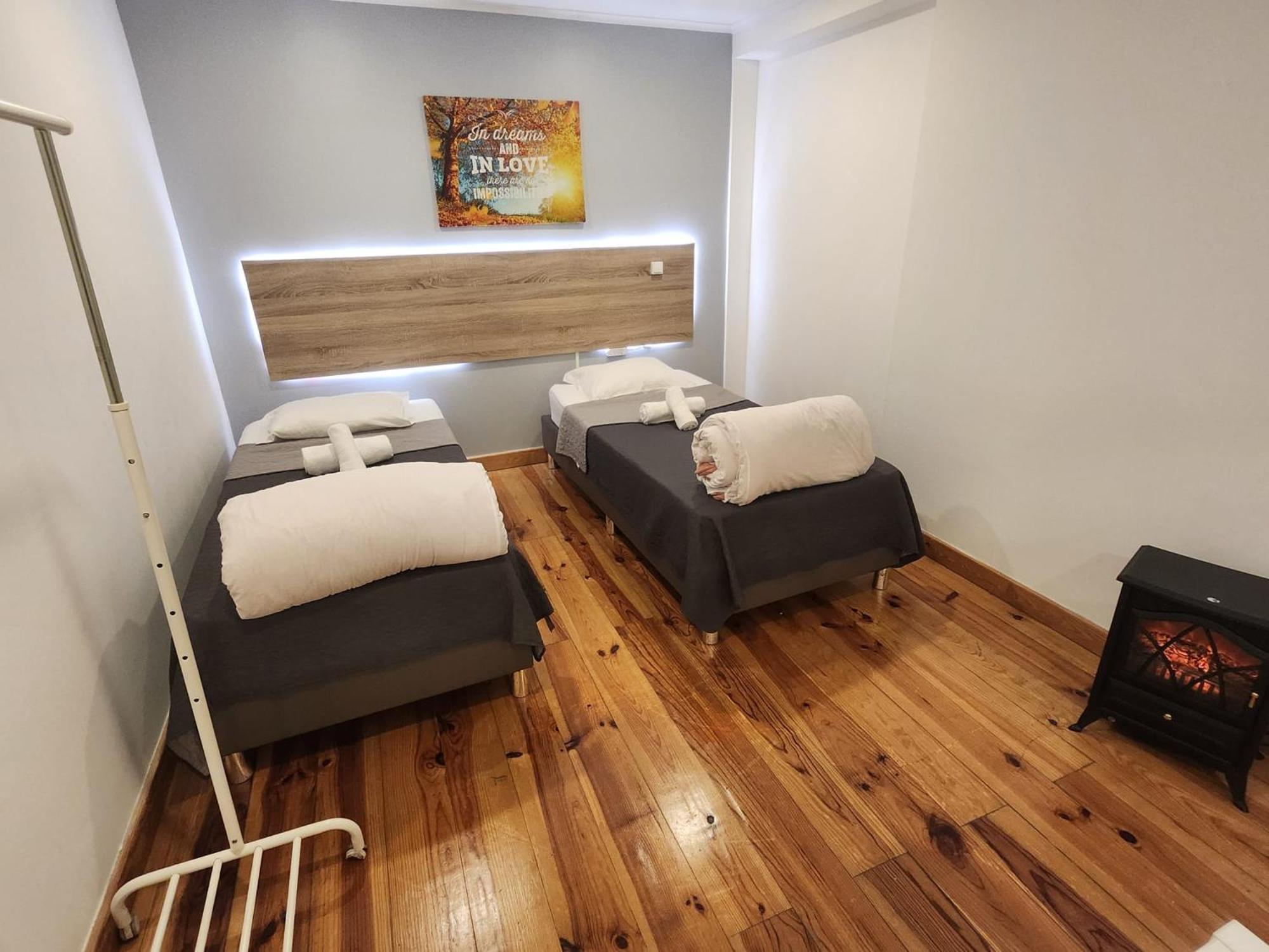 Daora Lisbon Low Cost Hostel Экстерьер фото