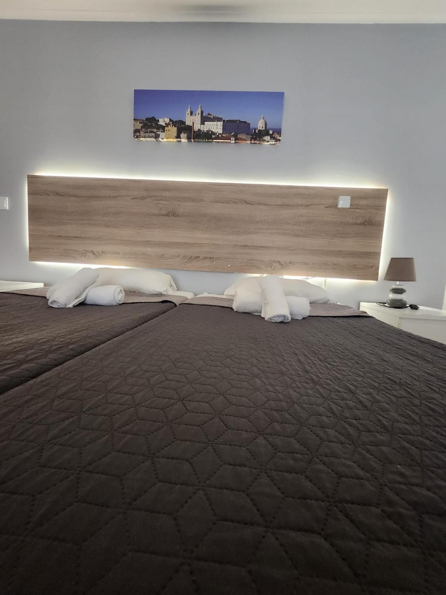 Daora Lisbon Low Cost Hostel Экстерьер фото